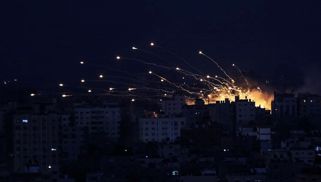 El-Aksa televizyonu: İsrail, Gazze’ye beyaz fosfor bombasıyla saldırıyor