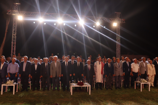 Abdullah Gül: Dünya hiç görülmediği kadar tehlikeli bir dönemden geçiyor