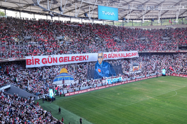 Cumhurbaşkanı Erdoğan'a özel koreografi: Bir yanda Ayasofya, diğer yanda Mescid-i Aksa