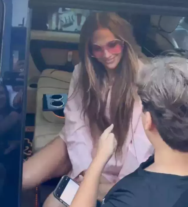 Jennifer Lopez'den İstanbul konseri öncesi alışveriş turu