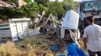 Konya’da Kamyon ile Su Tankerinin Çarpışması: 4 Yaralı